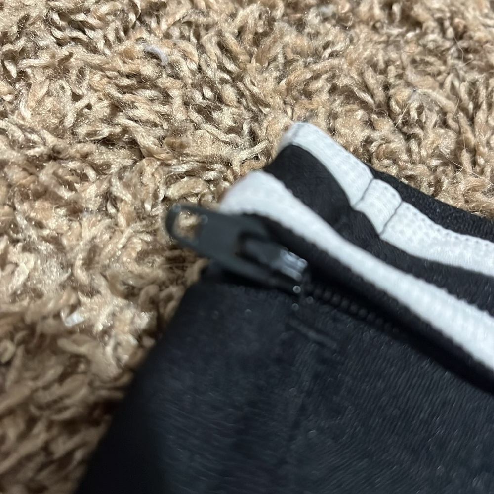 Adidas Black Sweatpants - Picture 6 of 9